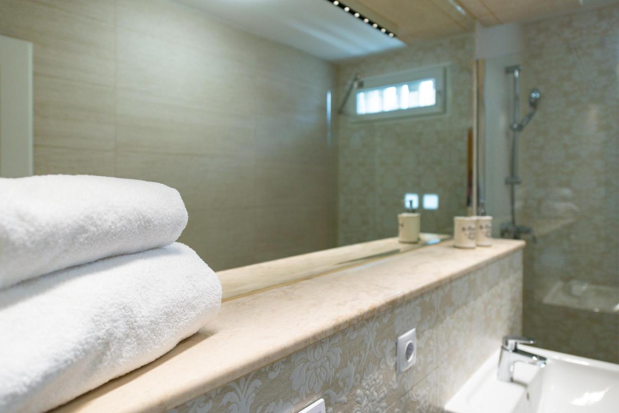 Montana Popa Aparthotel Blaj ภายนอก รูปภาพ